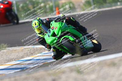 media/Sep-20-2025-TrackDaz (Sat) [[27f0cde673]]/A Group/2pm (Turn 9)/